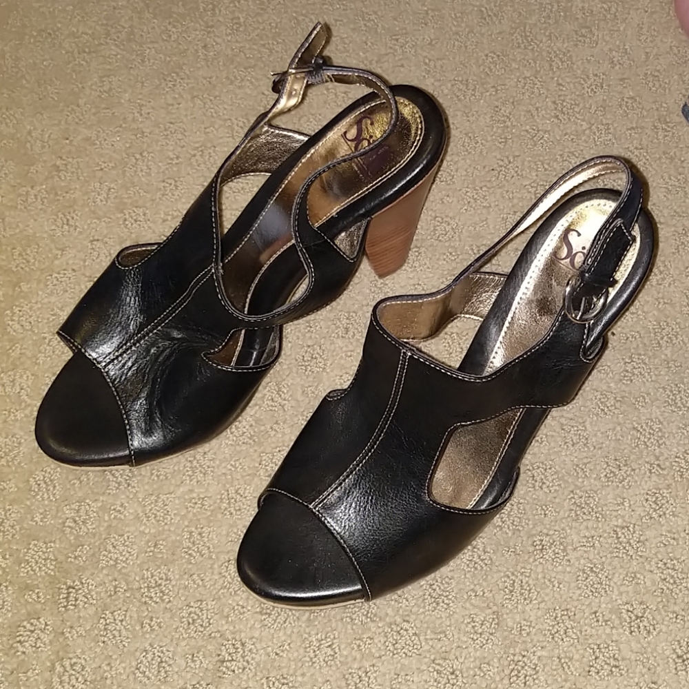 Sofft heeled sandals